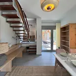 Bouboulina's House With Amazing Sea View Вилла