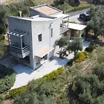 Вилла Bouboulina's House With Amazing Sea View *