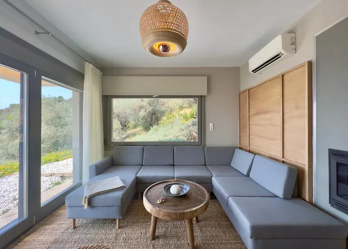 Βίλα Bouboulina's House With Amazing Sea View *