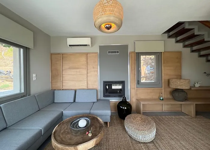 Βίλα Bouboulina's House With Amazing Sea View *